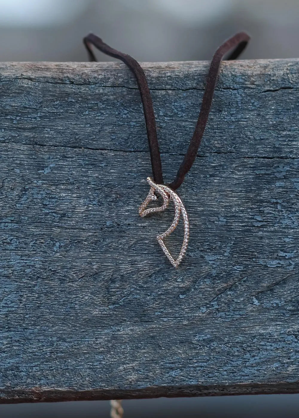 Colar Cavalo-couro pelica