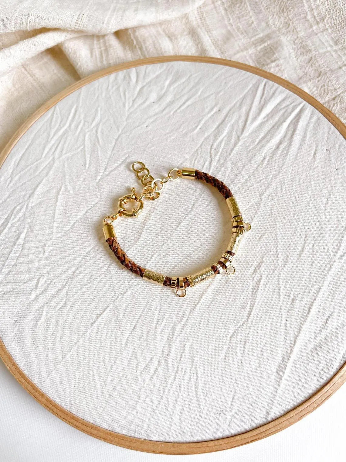 Pulseira Couro Estonado - para pingentes